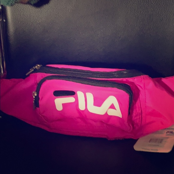pink fila fanny pack